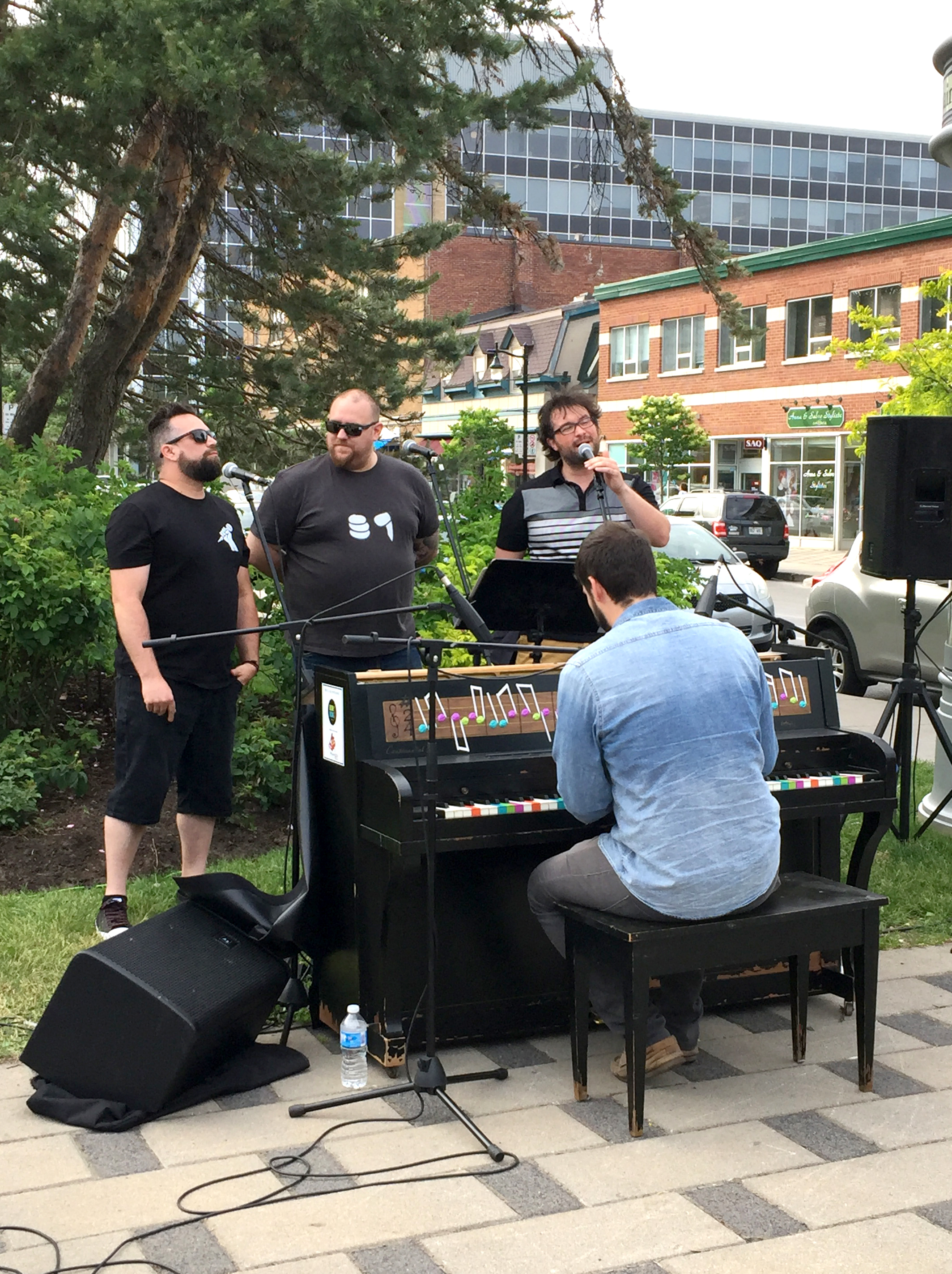 The public piano is back at Gordon Park!